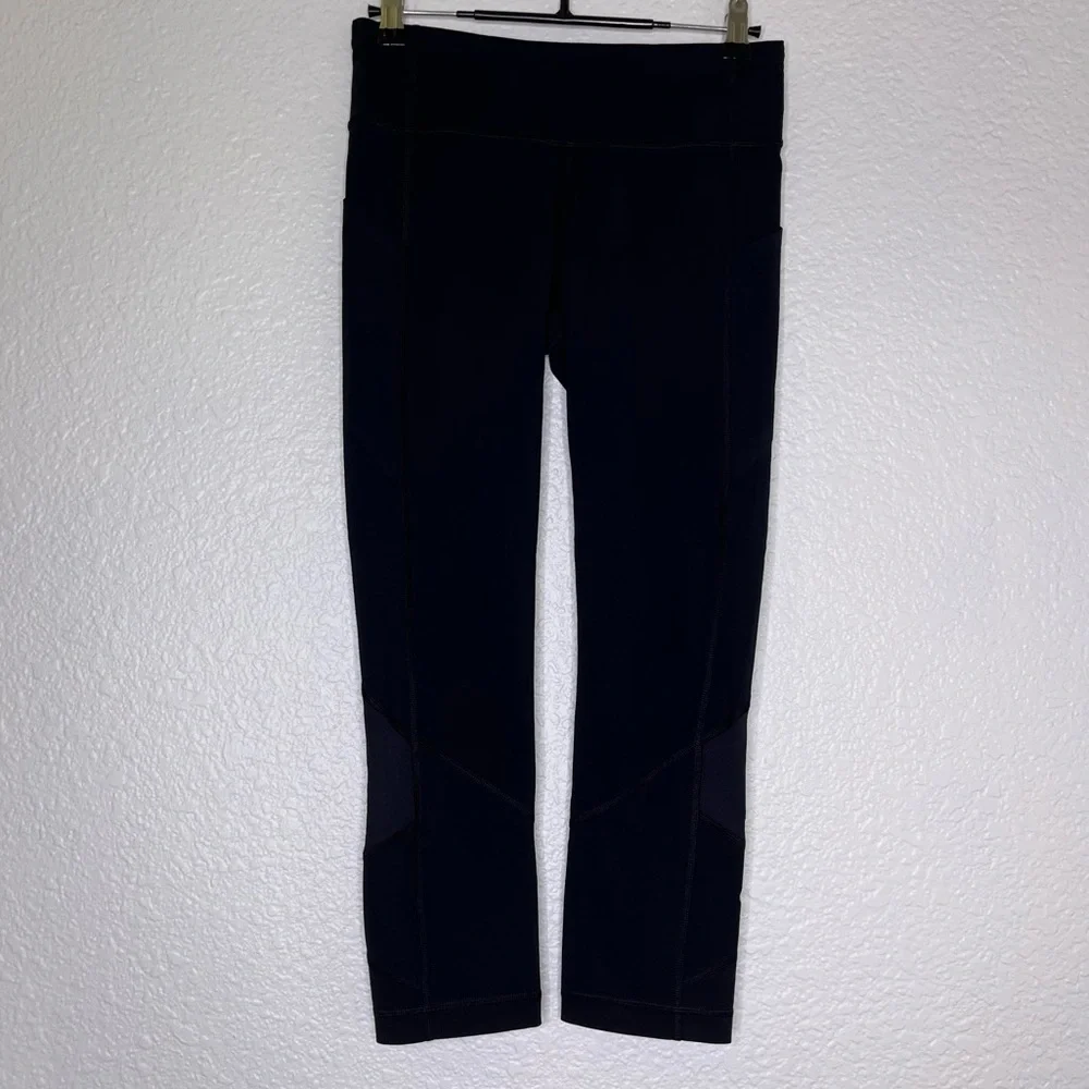 Lululemon Pace Rival Crop *22” Side Pockets in Solid‎ Black Size 4
